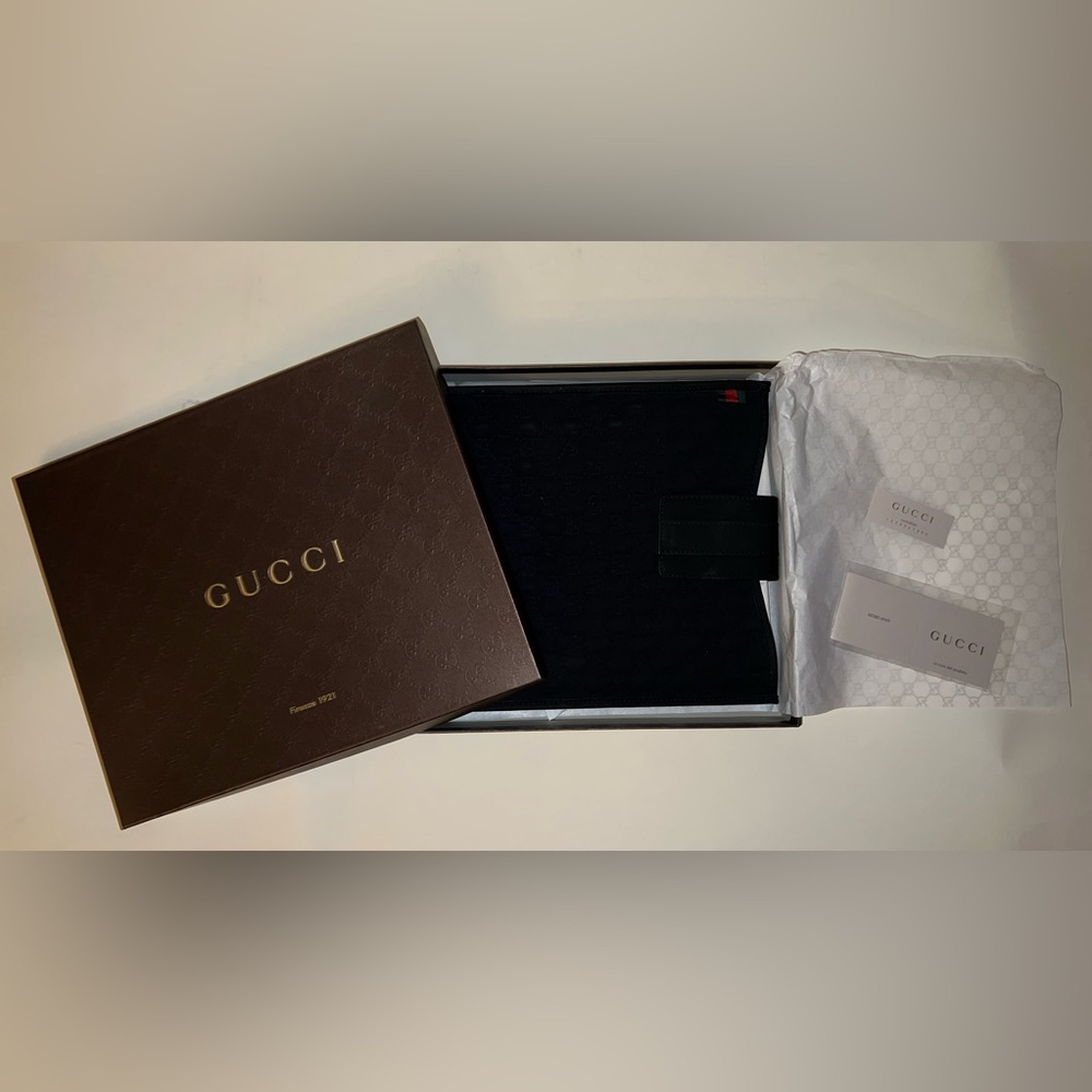 Gucci Black IPAD Case - Classic Luxury Men's Accessory